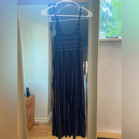 RVCA sun dress - Picture 3 of 5